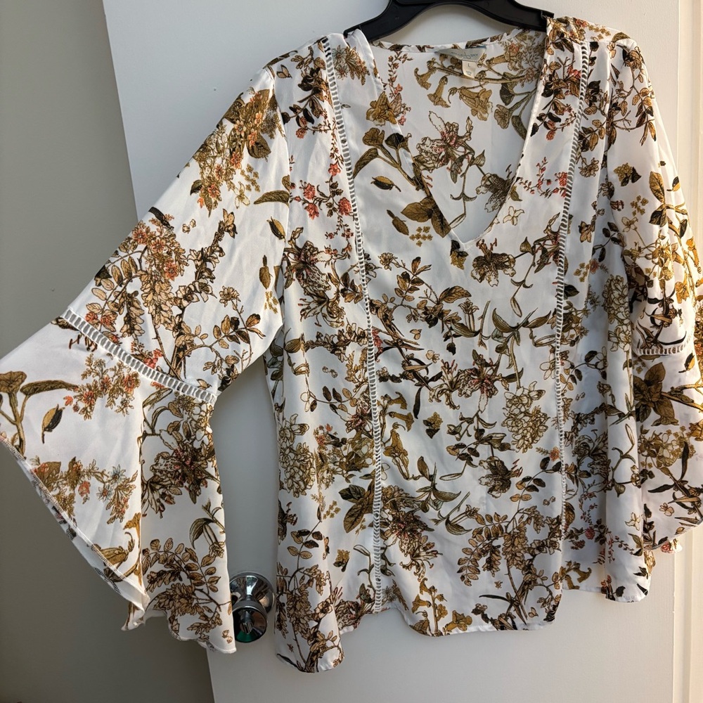VTG Belle Sky Floral V neck Blouse Top Boho Sz L Ruffle Bell Sleeve Autumn Fall